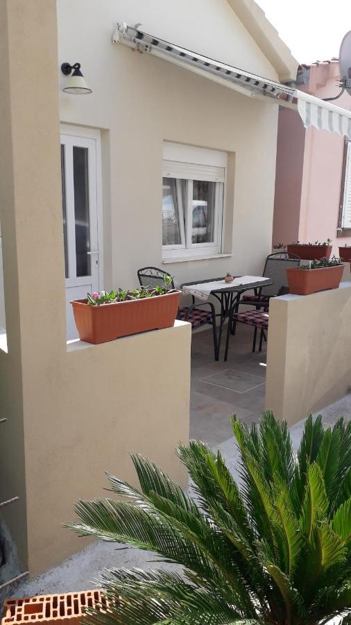 Vila Podvršina1A Rosa Preko Exteriér fotografie