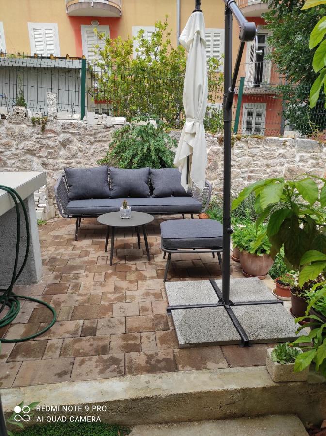 Vila Podvršina1A Rosa Preko Exteriér fotografie