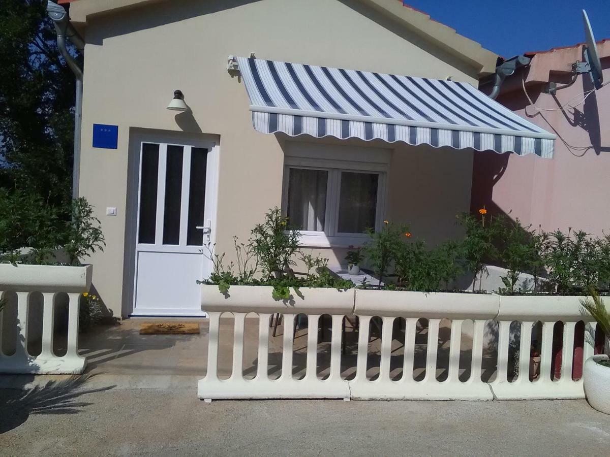 Vila Podvršina1A Rosa Preko Exteriér fotografie